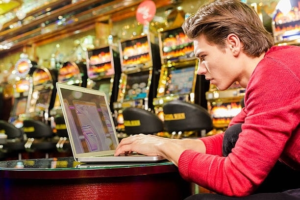 jackpots progressivos, cassino, jogos de azar, prêmios, jackpot em rede